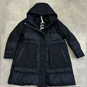 Womens LULULEMON Winter Chill Down & Wool Parka Coat, sz 8
